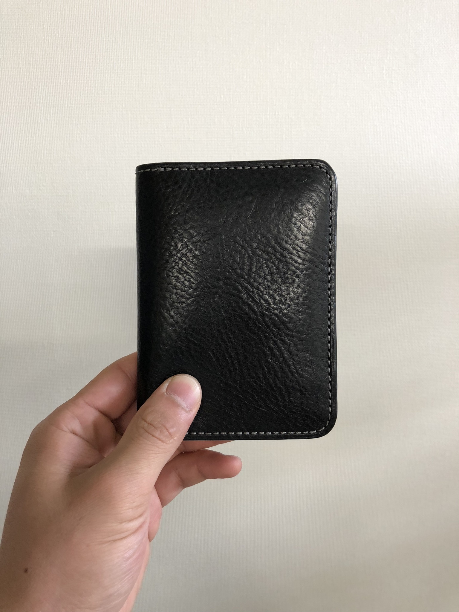 小さい財布買った
