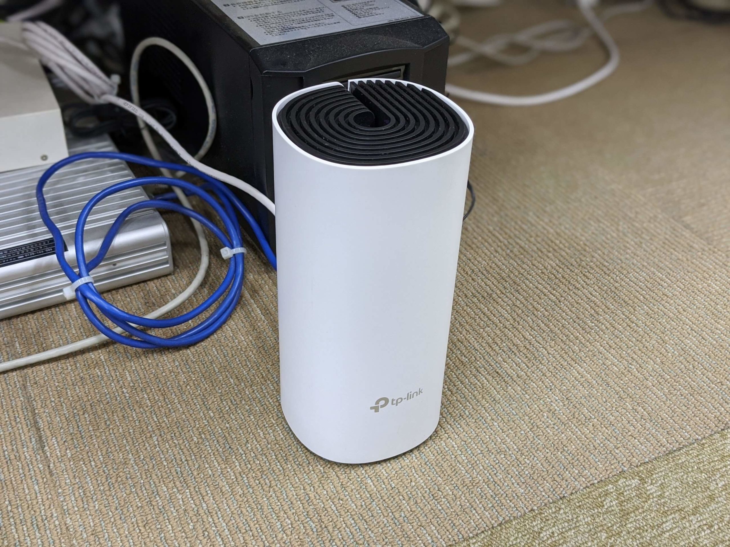 wi-fi回線に不満があるのでメッシュwi-fiに変更した。ついでに中継器も導入