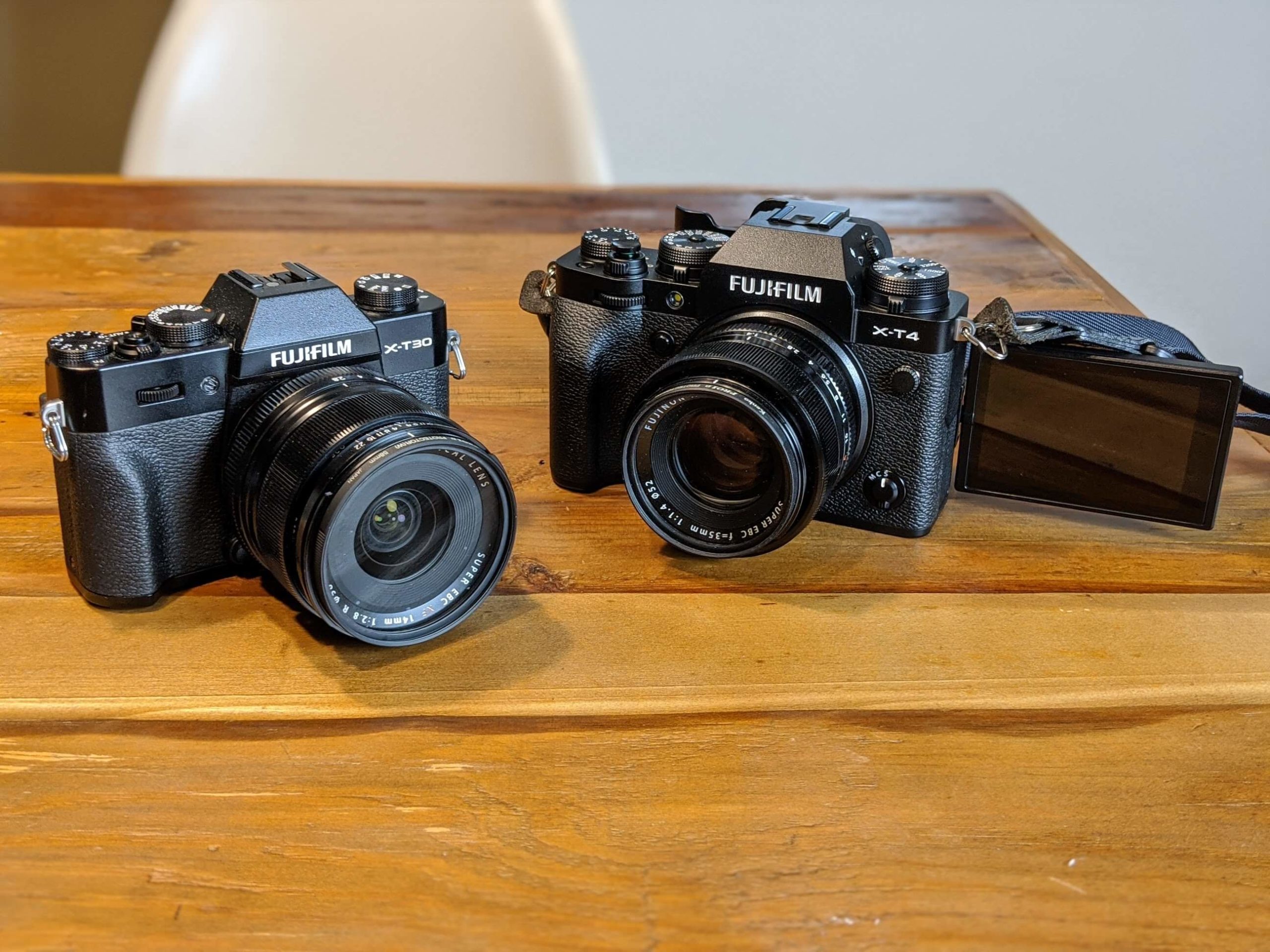 FUJIFILM X-T4買った。X-T30との比較も