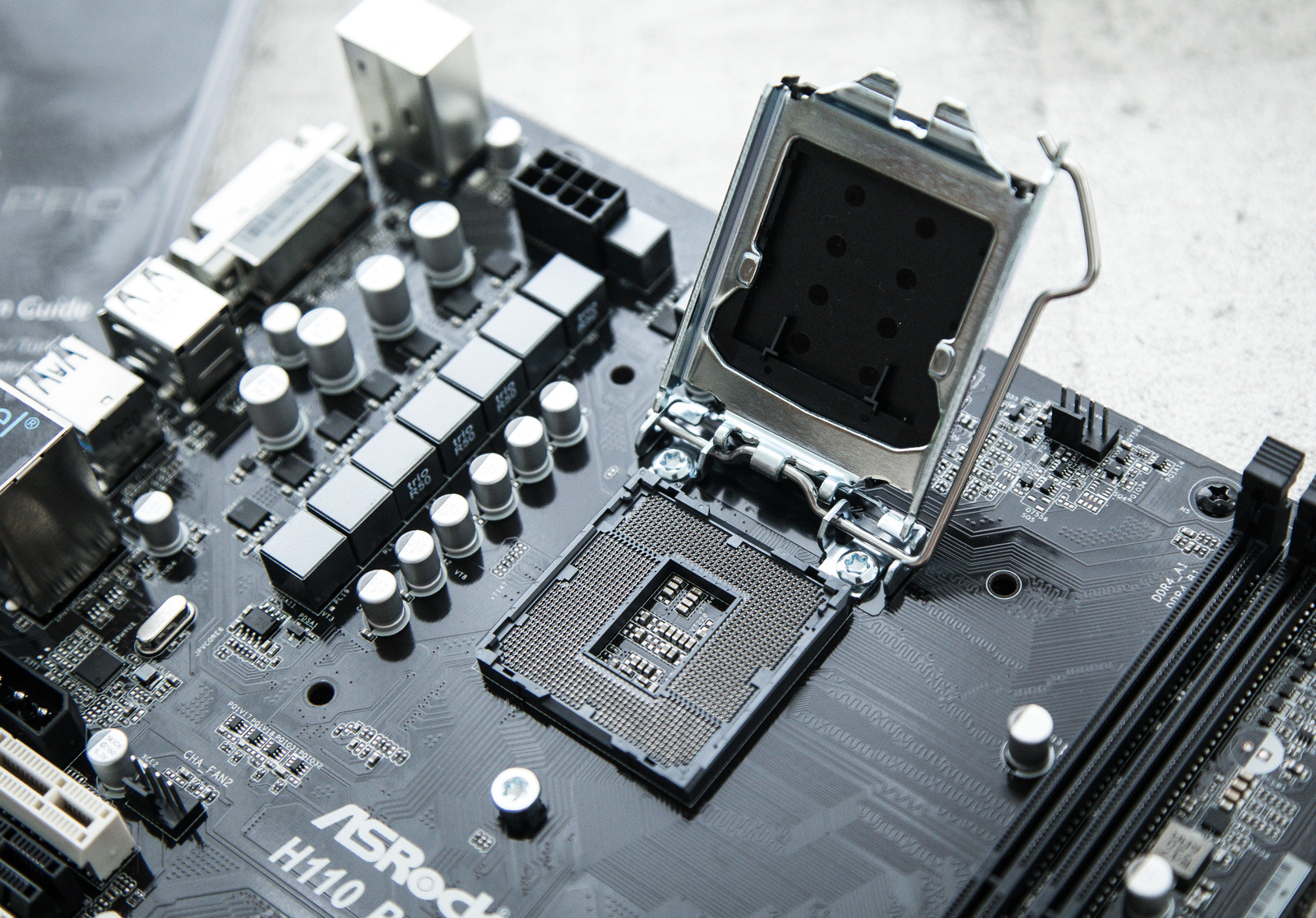 友だちのPCを作ることになった